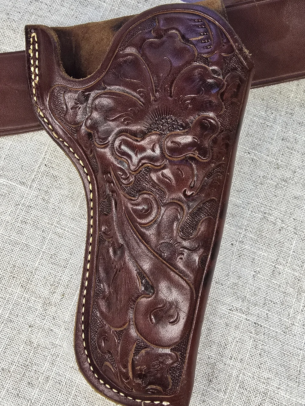 Vintage The George Co. Hand-Carved Floral Leather Holster & Cartridge Belt